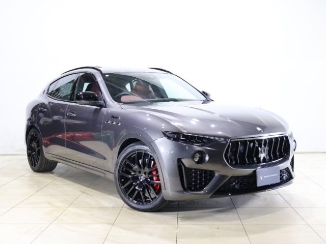MASERATI MASERATI Levante 2022
