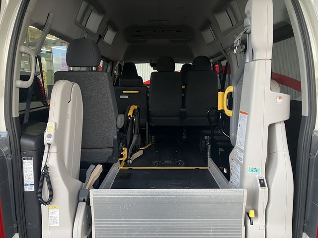 TOYOTA REGIUSACE van 4WD 2019