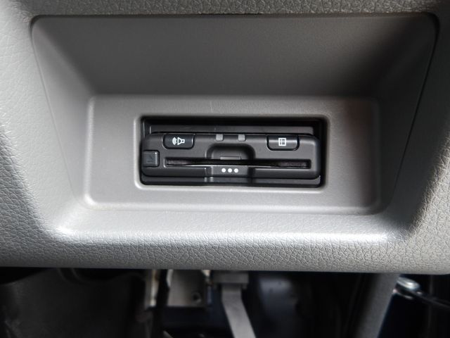 NISSAN NV350 CARAVAN 1.2t 2019