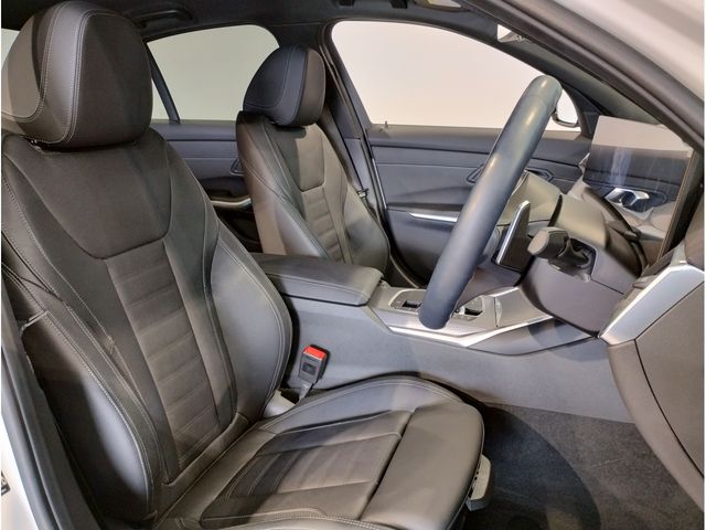 BMW BMW 3series sedan 2024