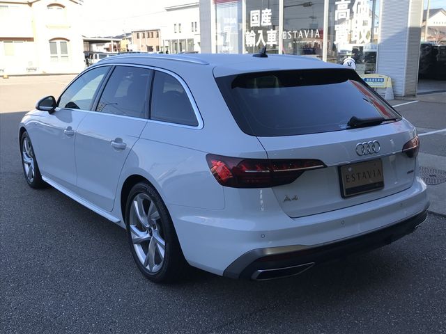 AUDI AUDI A4 AVANT 2021