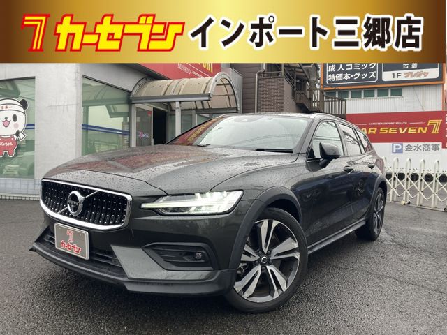 VOLVO VOLVO V60 CROSS COUNTRY 2021