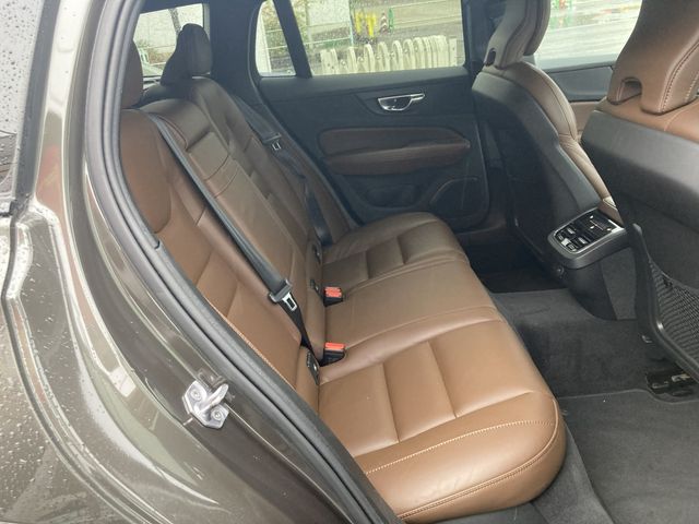 VOLVO VOLVO V60 CROSS COUNTRY 2021