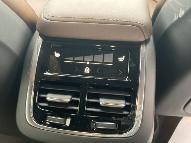 VOLVO VOLVO V60 CROSS COUNTRY 2021