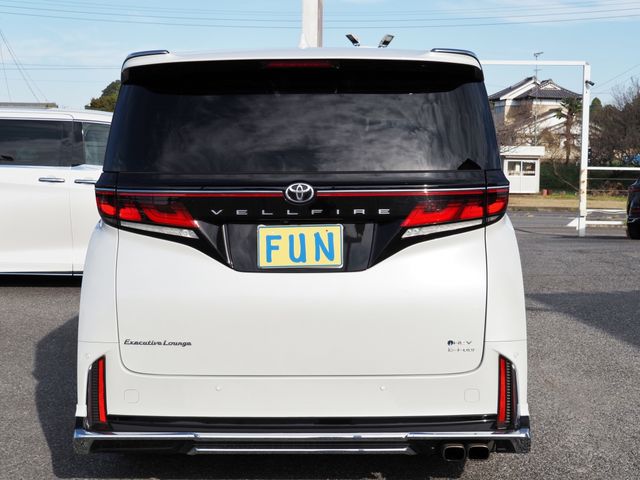TOYOTA VELLFIRE  HYBRID 4WD 2023