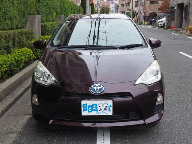 TOYOTA AQUA 2014