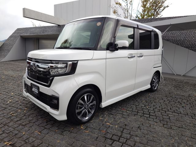 HONDA N BOX CUSTOM 2022