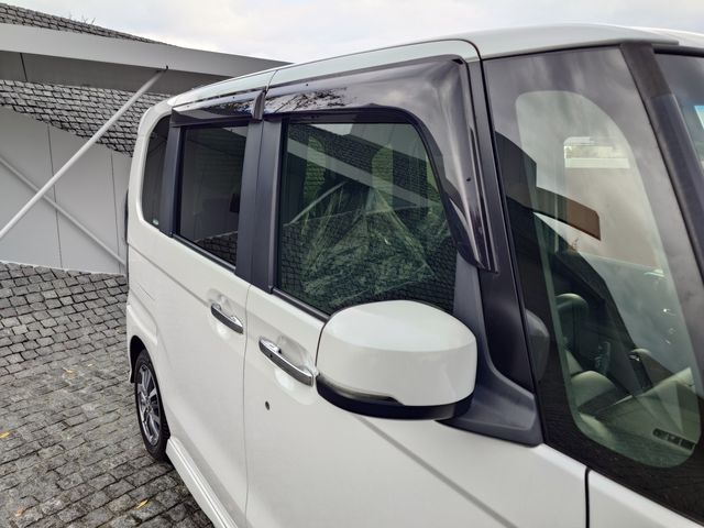 HONDA N BOX CUSTOM 2022