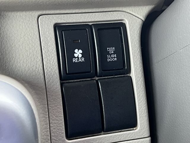 NISSAN NV100 CLIPPER RIO 2017