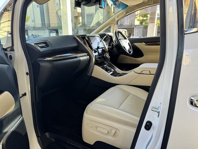 TOYOTA ALPHARD 4WD 2020