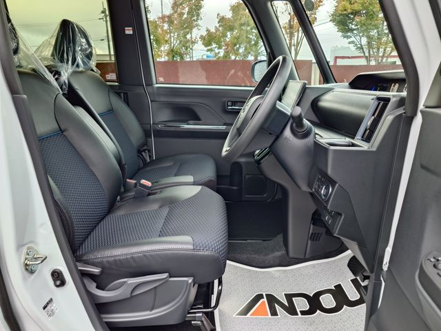 DAIHATSU TANTO CUSTOM 2025