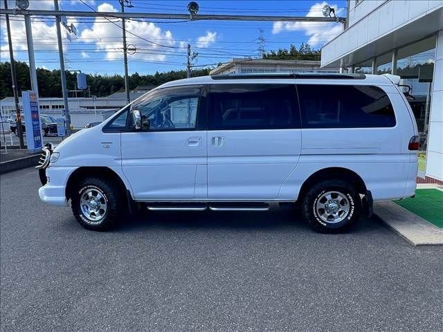 MITSUBISHI DELICA SPACE GEAR  4WD 2003