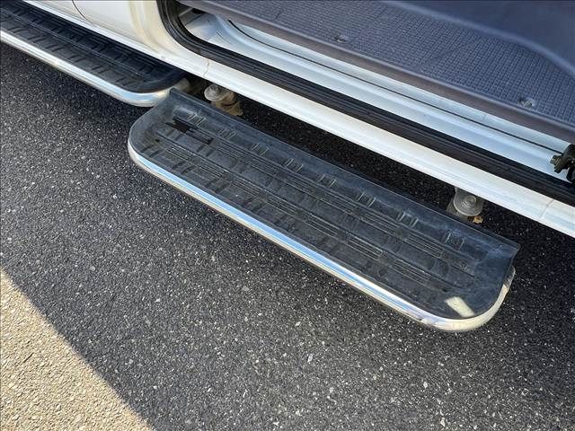 MITSUBISHI DELICA SPACE GEAR  4WD 2003