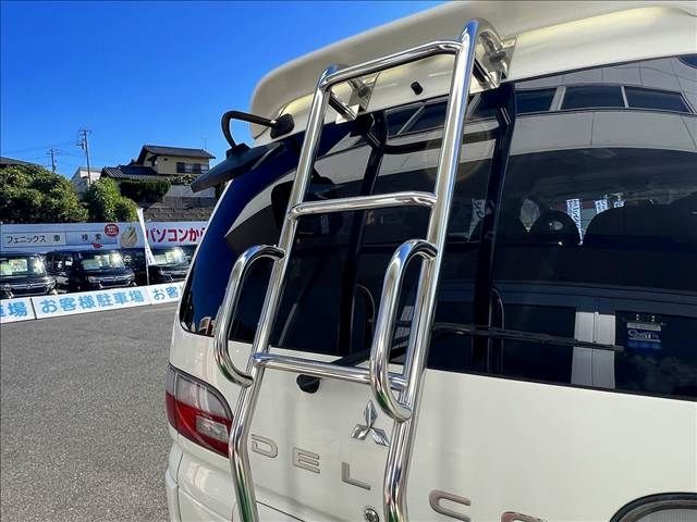 MITSUBISHI DELICA SPACE GEAR  4WD 2003