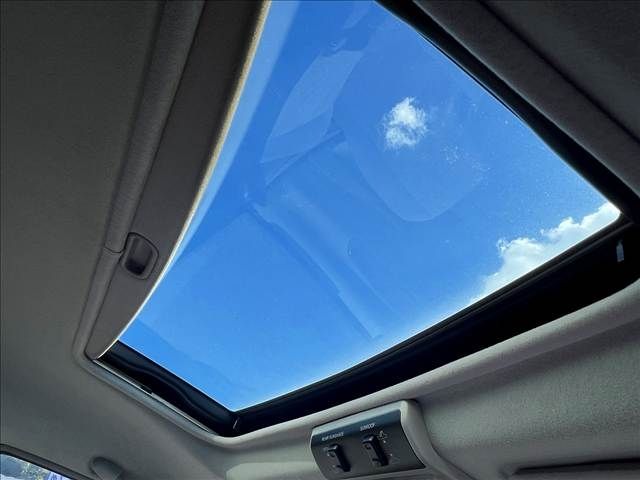 MITSUBISHI DELICA SPACE GEAR  4WD 2003