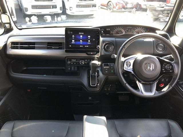 HONDA N BOX CUSTOM 2023