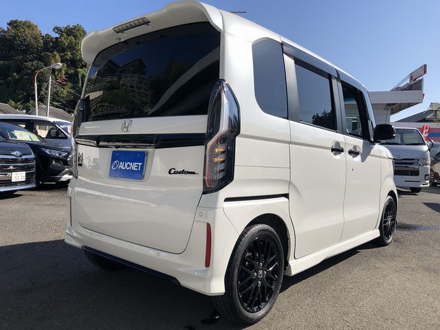 HONDA N BOX CUSTOM 2023
