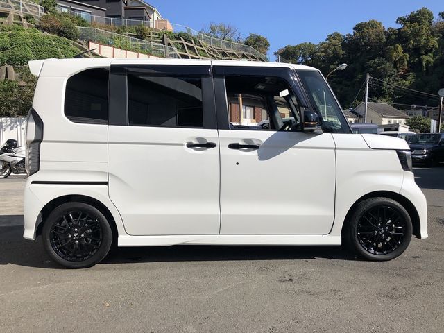 HONDA N BOX CUSTOM 2023