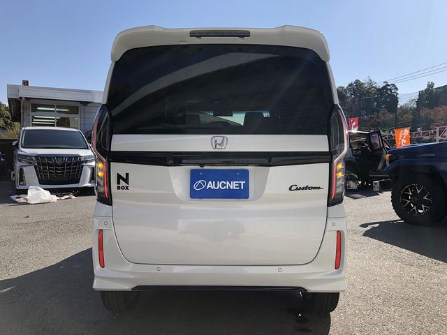 HONDA N BOX CUSTOM 2023