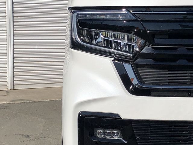 HONDA N BOX CUSTOM 2023