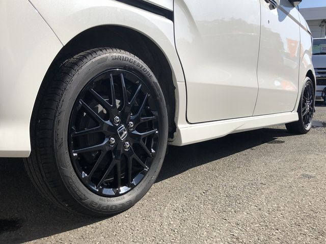 HONDA N BOX CUSTOM 2023