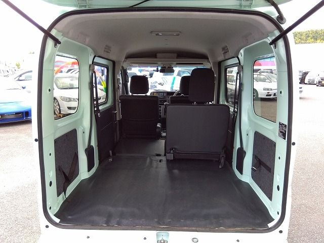 DAIHATSU HIJET CARGO 2022