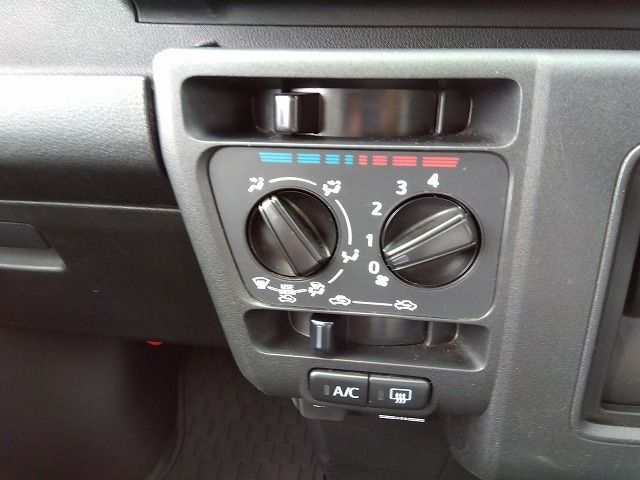 DAIHATSU HIJET CARGO 2022