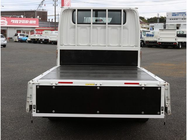 MITSUBISHI CANTER 2019