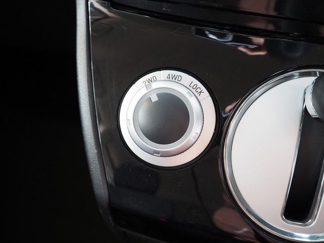 MITSUBISHI DELICA D:5 4WD 2016