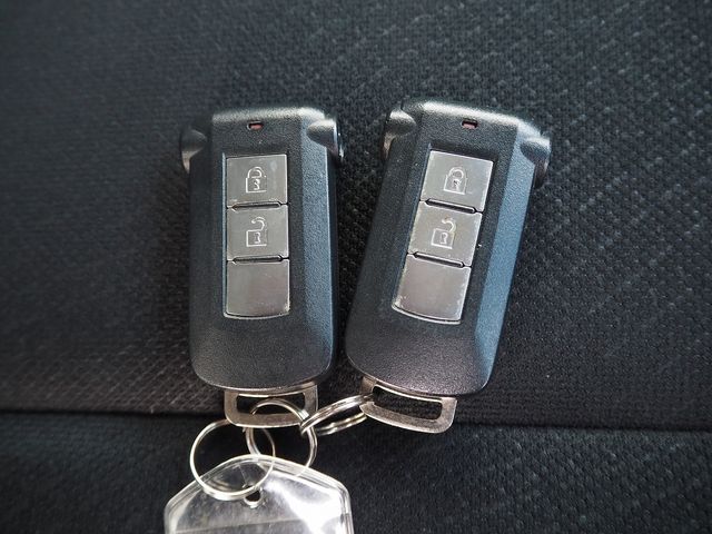 MITSUBISHI DELICA D:5 4WD 2016