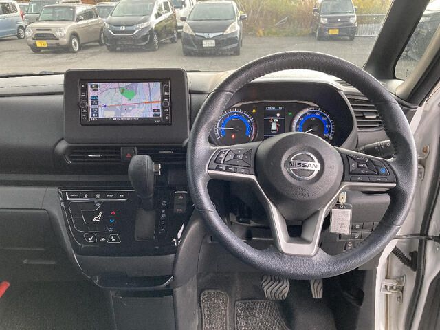 NISSAN ROOX 4WD 2020