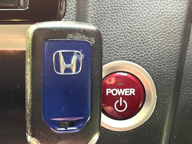 HONDA FIT HYBRID 2014