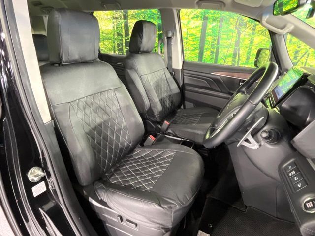 MITSUBISHI DELICA D:5 4WD 2023