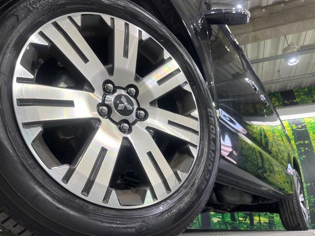 MITSUBISHI DELICA D:5 4WD 2023