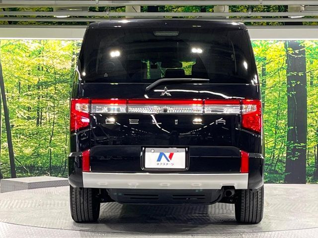 MITSUBISHI DELICA D:5 4WD 2023