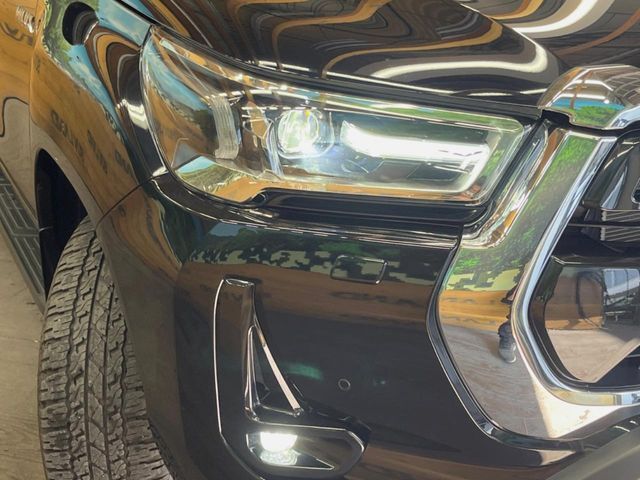 TOYOTA HILUX 4WD 2023