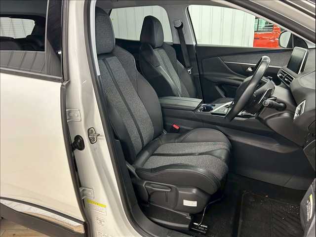 PEUGEOT PEUGEOT 3008 2018