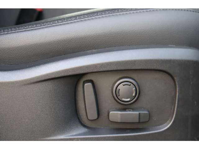 ROVER ROVER DEFENDER 2023