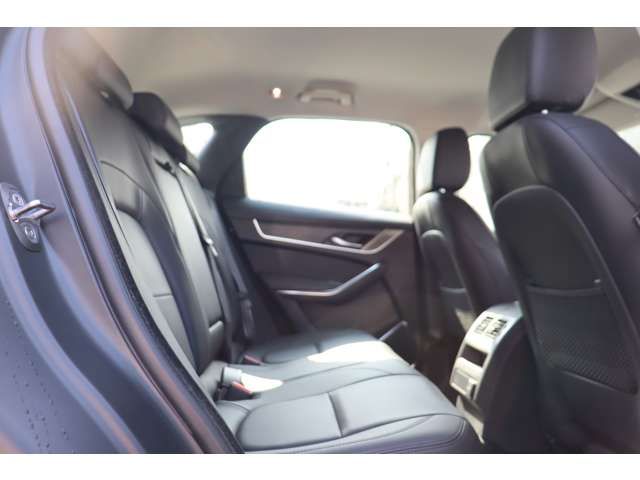 JAGUAR JAGUAR F-PACE 2023