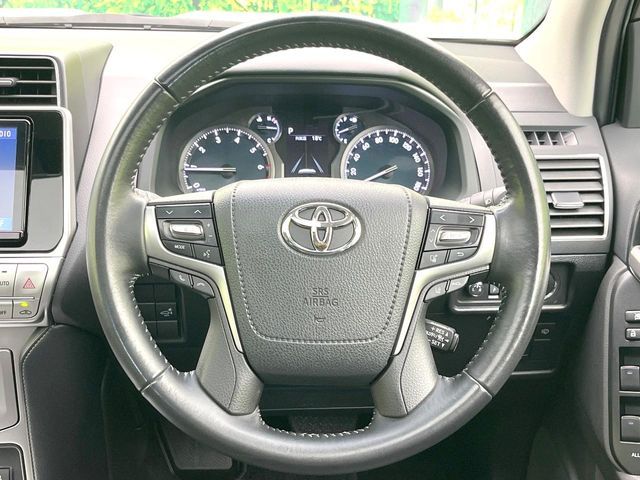 TOYOTA LANDCRUISER PRADO 2023