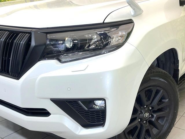 TOYOTA LANDCRUISER PRADO 2023