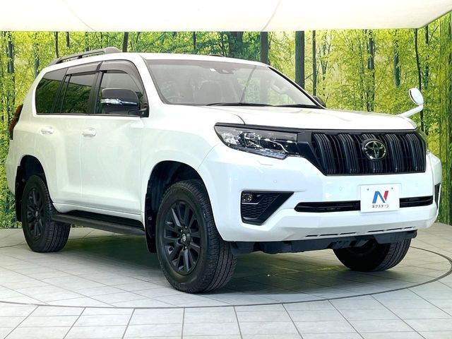 TOYOTA LANDCRUISER PRADO 2023