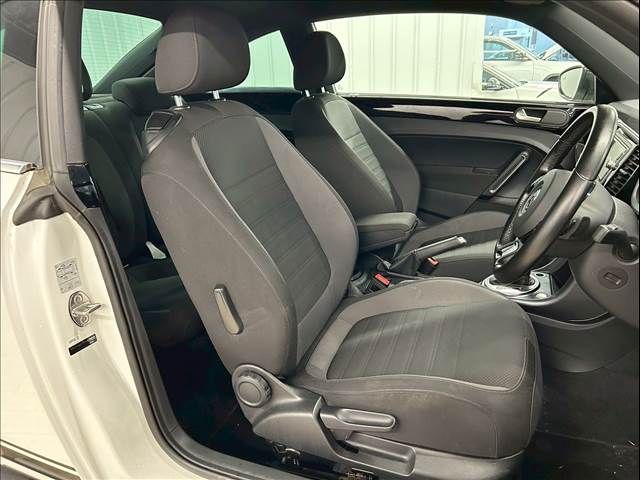 VOLKSWAGEN VOLKSWAGEN The BEETLE 2018