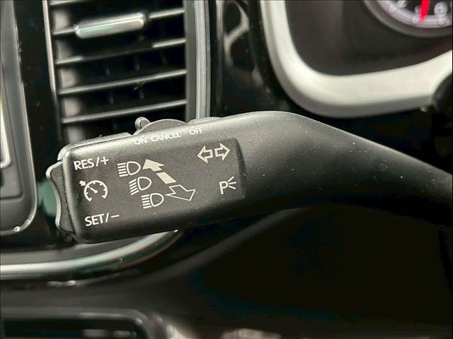 VOLKSWAGEN VOLKSWAGEN The BEETLE 2018