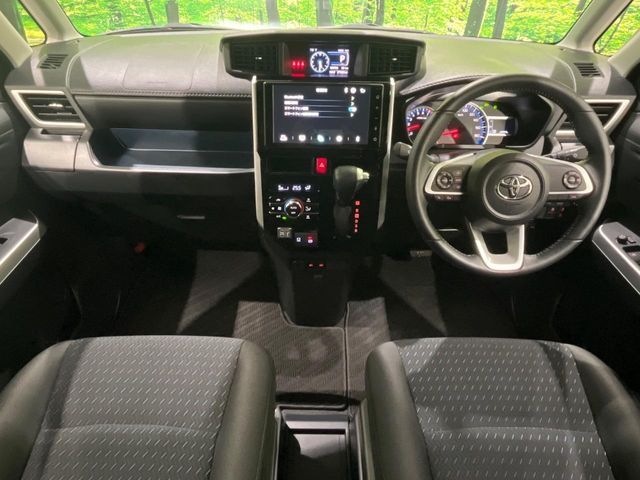 TOYOTA ROOMY 2020