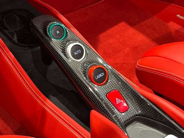 FERRARI FERRARI F8 Spider 2022