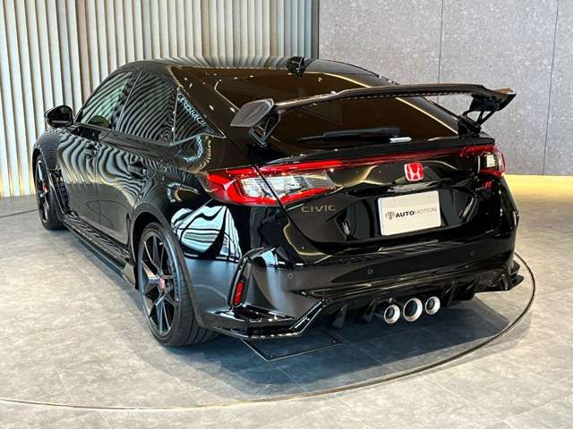 HONDA CIVIC hatchback 2025