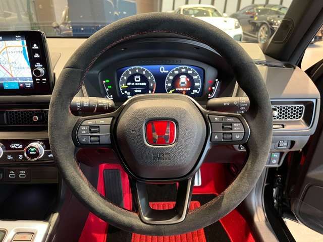 HONDA CIVIC hatchback 2025