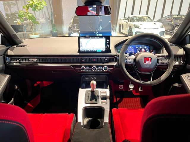 HONDA CIVIC hatchback 2025