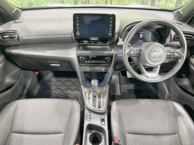 TOYOTA YARIS CROSS HYBRID 2023